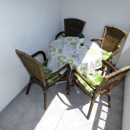 Отель Lux Dalmatia I & R Макарска Экстерьер фото